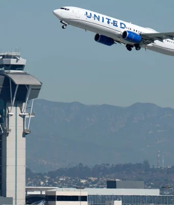 Контролёры воздушного движения не получили полный оклад из-заshutdown правительства, сообщает Даффи